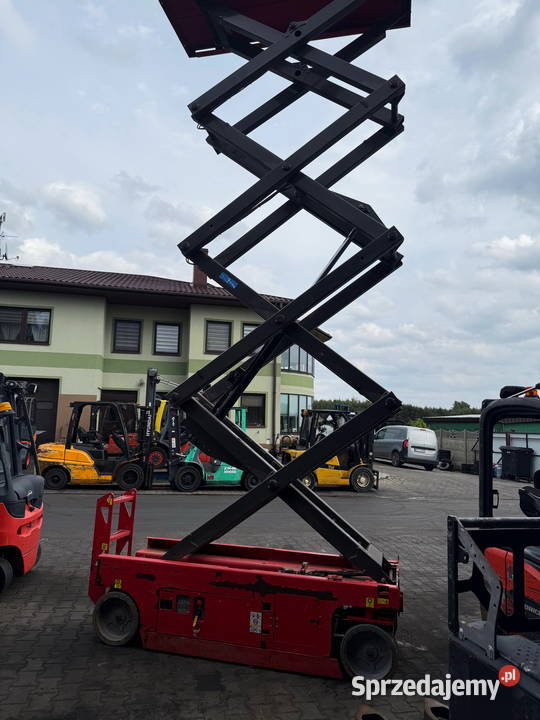 zwyżka podnośnik nożycowy MANITOU 100SEC 10m Działoszyn