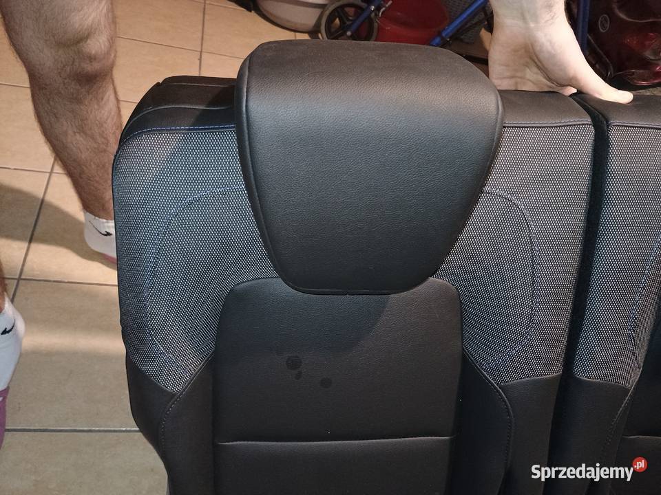 Fotel tylny kanapa Nissan Renault Mercedes Wyposażenie wnętrza podkarpackie