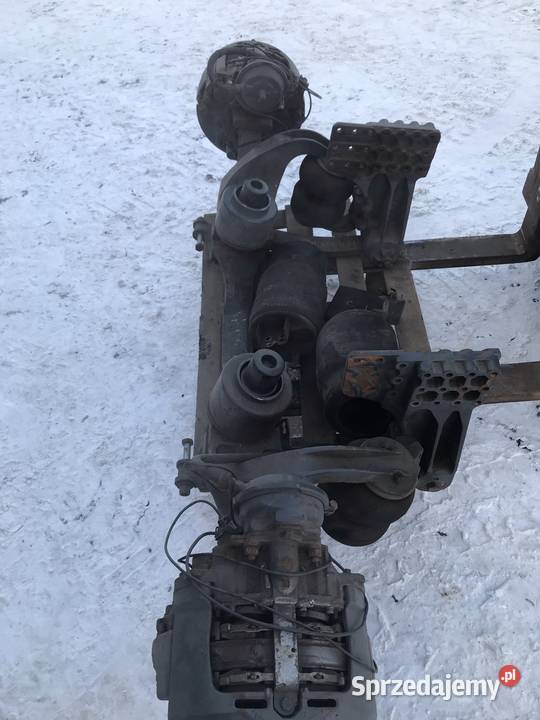 Łapa mocowanie osi podwieszanej 6x2 Volvo fh13 ciężarowe Mława