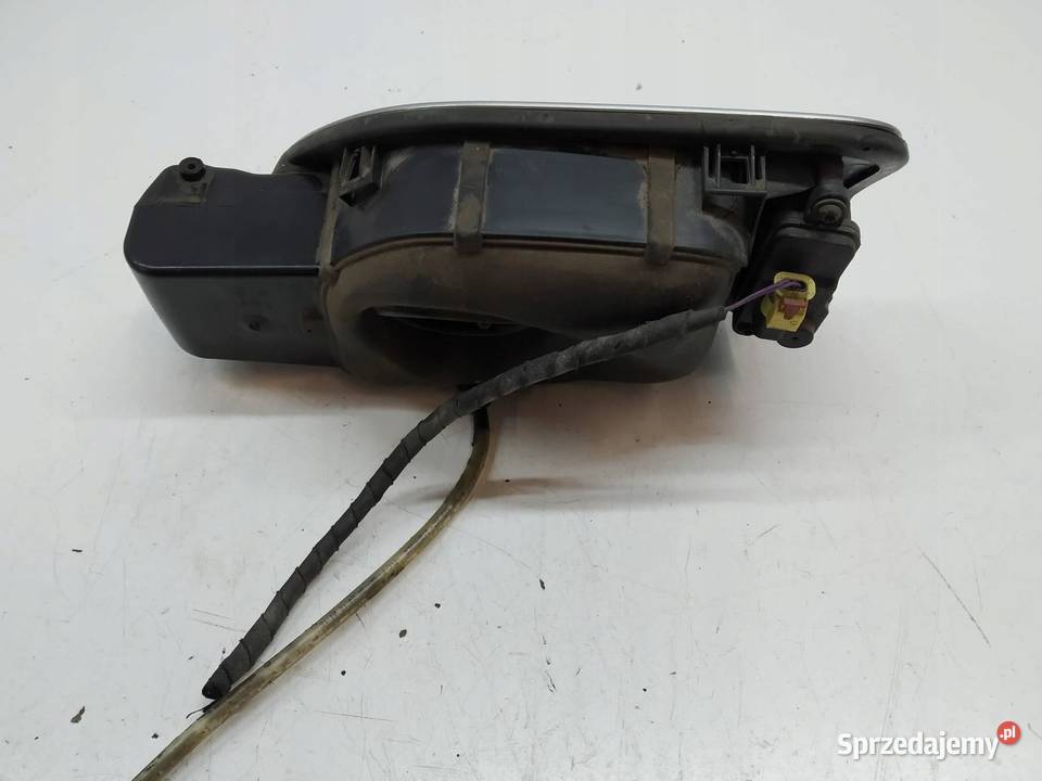 KLAPKA WLEWU PALIWA LB7W VW Volkswagen Passat osobowe