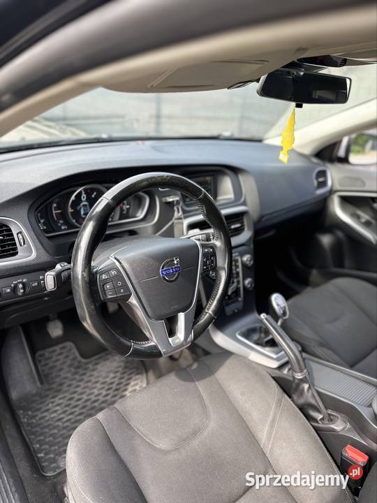Volvo V40 Cross Cuntry 16d 1 właściciel lakier metallic