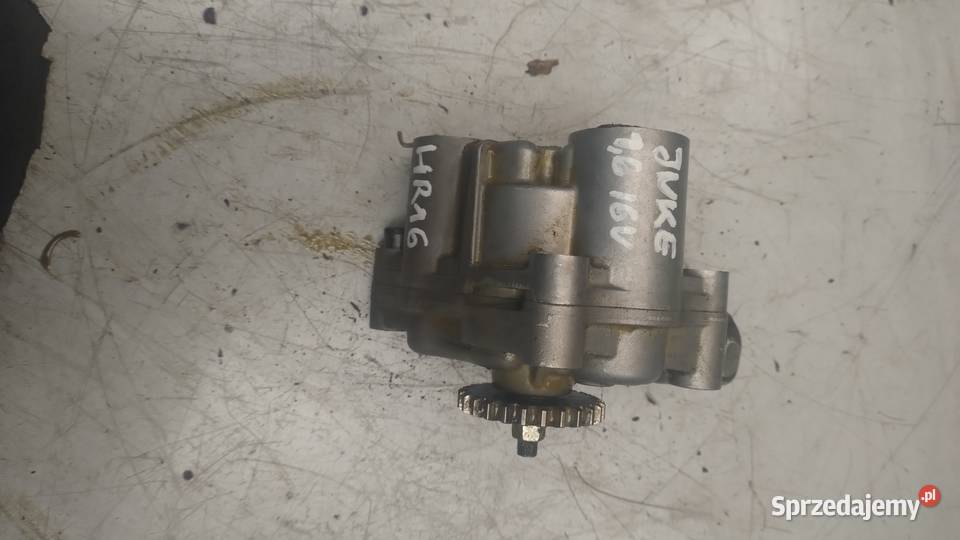 NISSAN JUKE 16 16V HR16 pompa oleju Kielce