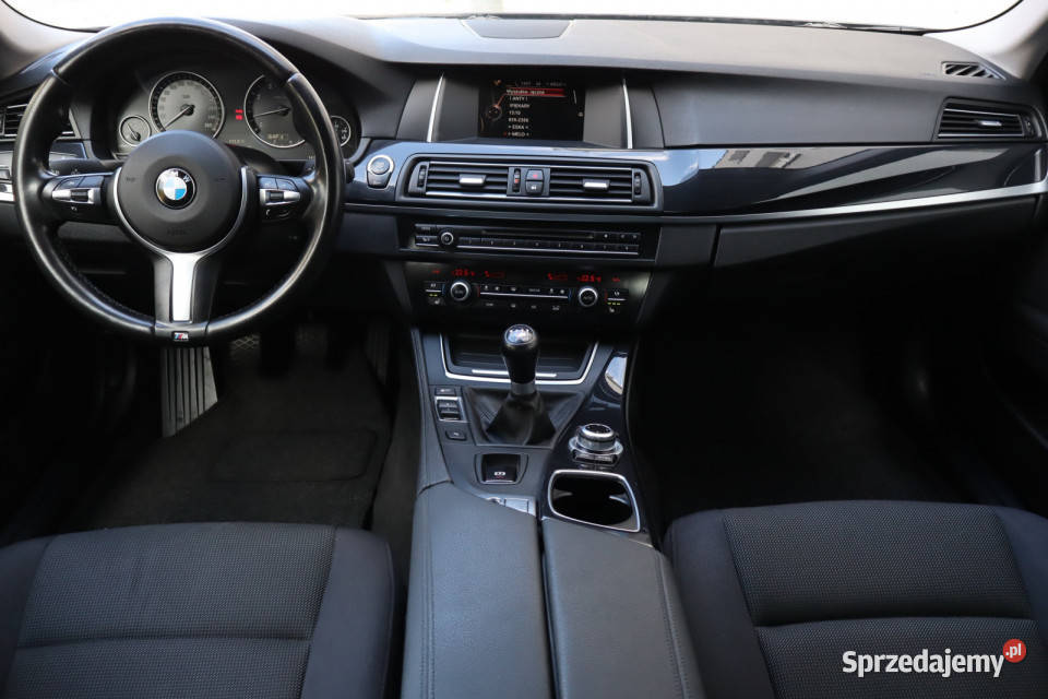 BMW 5 520i