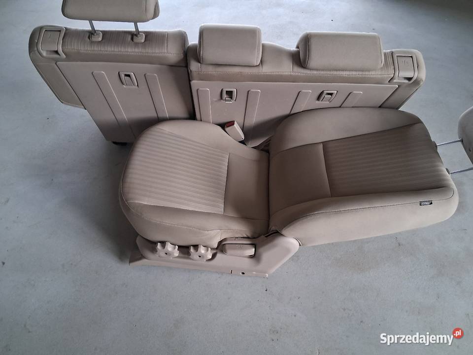 Cześć i wnętrze kia sportage ll Puławy sprzedam