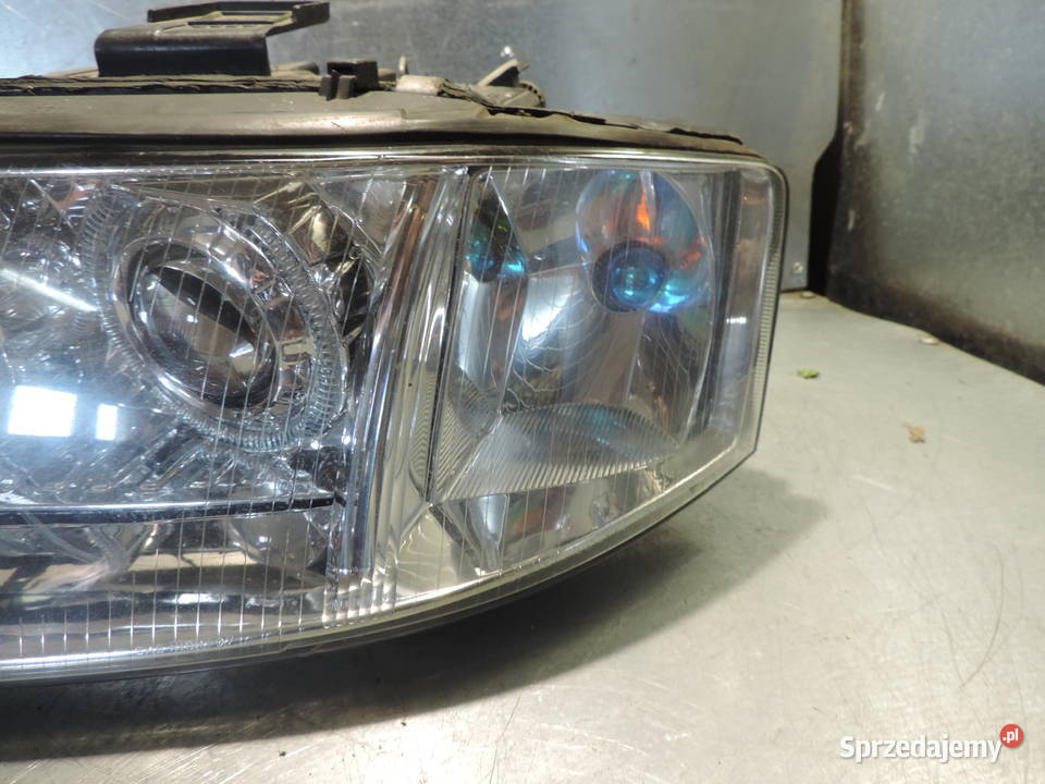 AUDI A6 C5 REFLEKTOR LAMPA LEWY PRZÓD XENON Części samochodowe małopolskie Nowy Sącz
