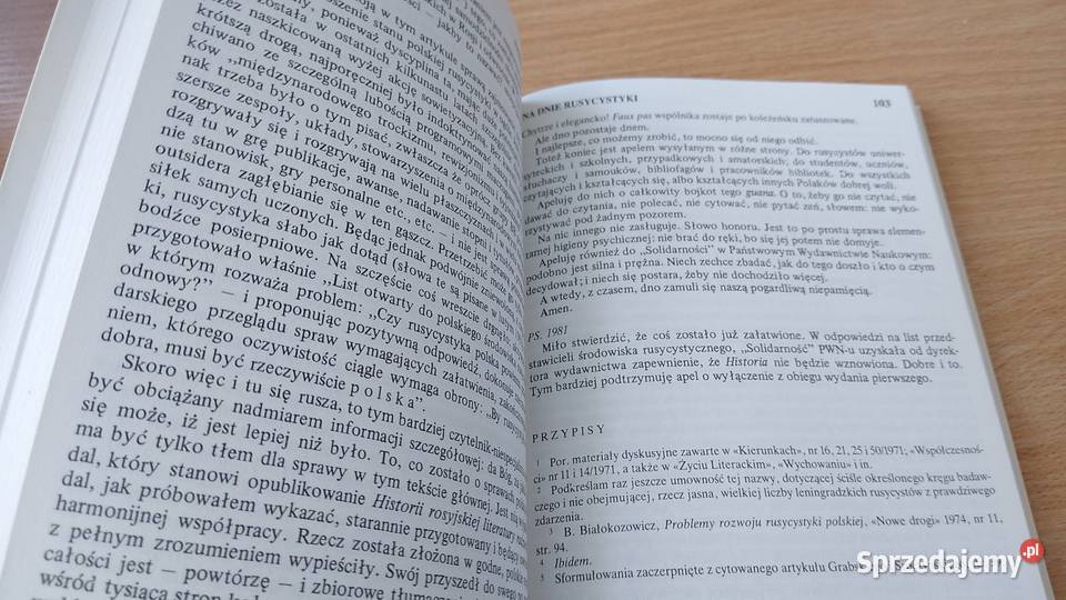 Spór o Rosję i inne szkice z lat 19761986 ISBN 0902352601 Książki naukowe i popularnonaukowe pomorskie Gdańsk