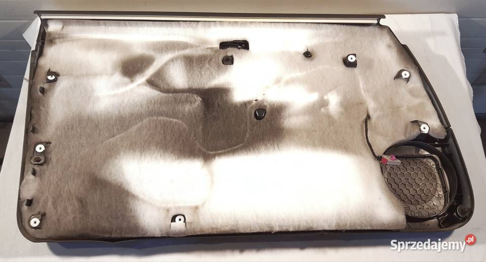 BOCZEK DRZWI PRAWY PRZÓD AUDI A3 8P LIFT