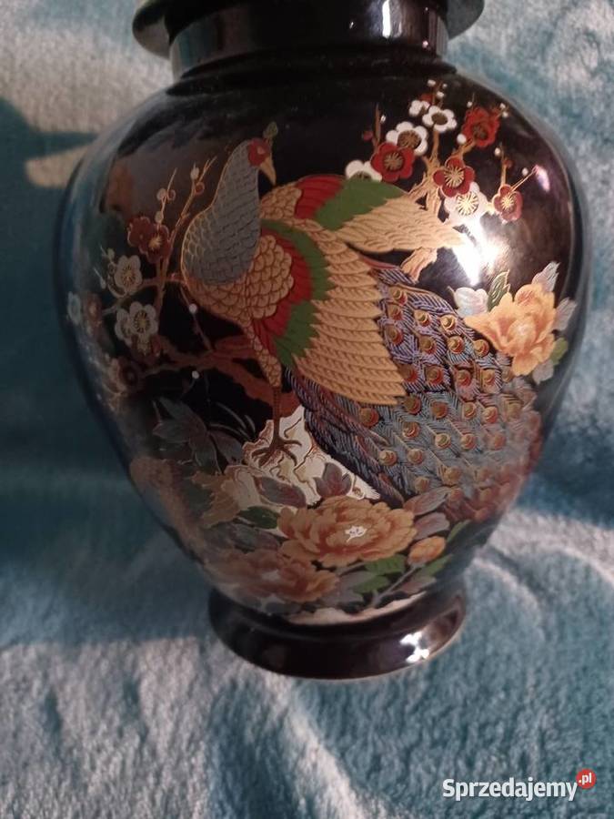Porcelana Japonia amforka z pokrywą8 Łódź