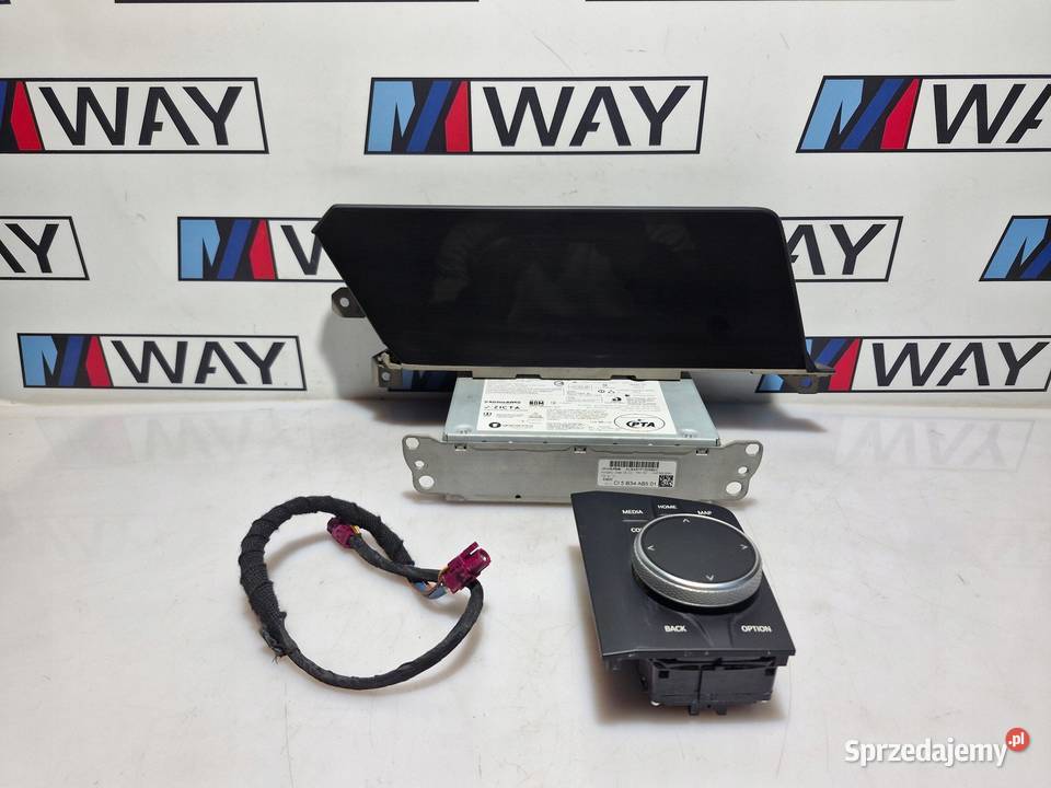 BMW 1 F40 NAWIGACJA CZYTNIK MONITOR IDRIVE