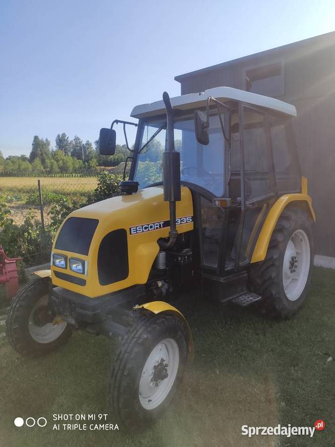 Ciągnik Escort 335