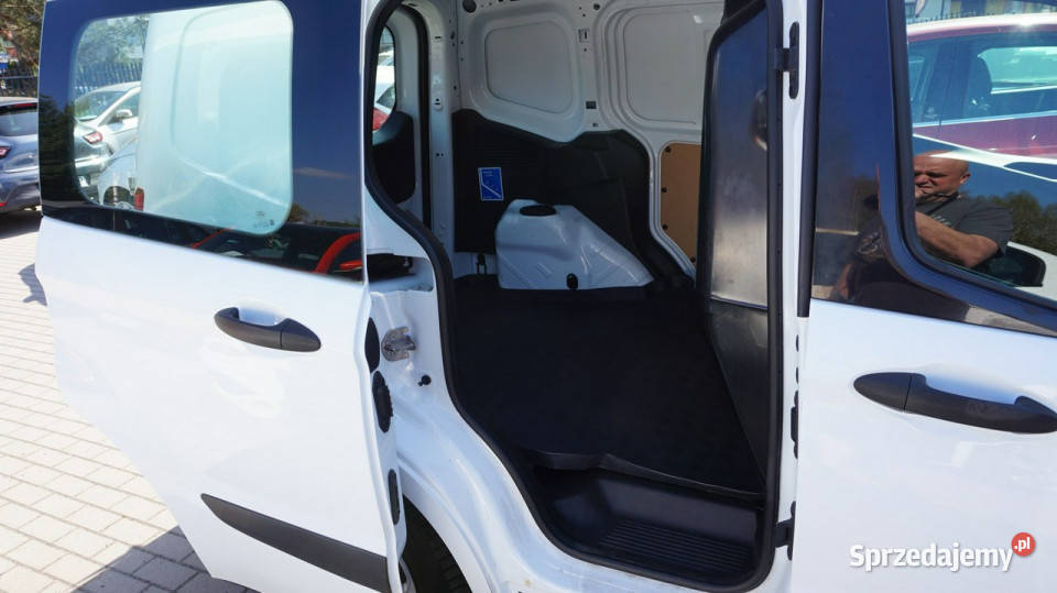 Ford Transit Courier super stan Gwarancja wspomaganie kierownicy Zielona Góra