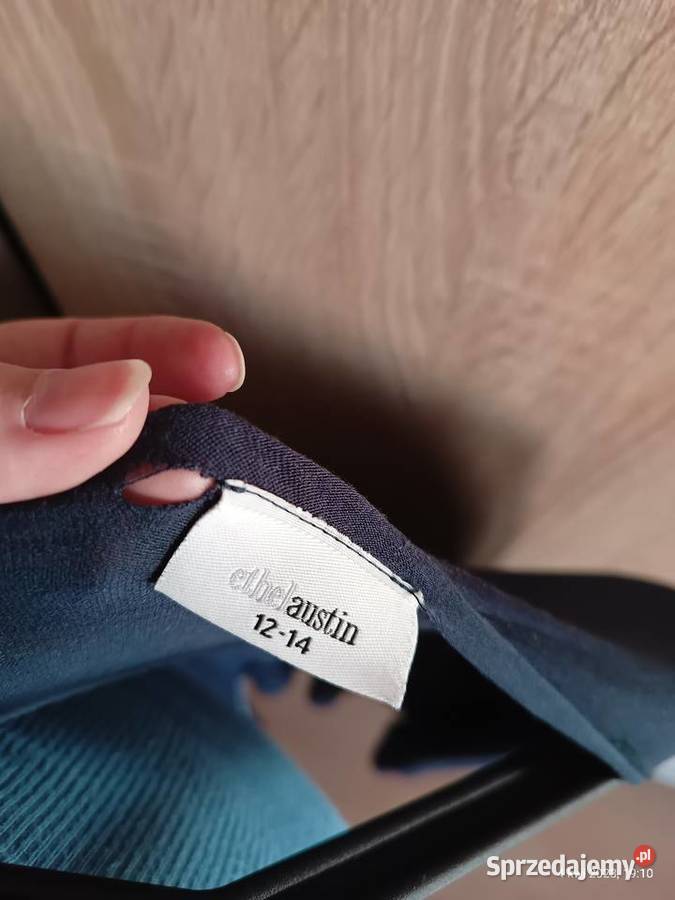 Asymetryczny kardigan narzutka Ethelaustin Szczecin