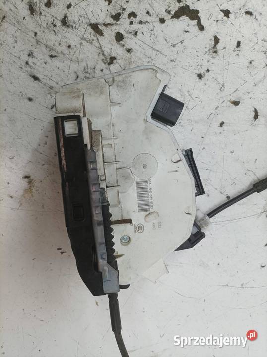 ZAMEK DRZWI TYŁ PRAWY EU 5N0839016D Skoda Superb sprzedam