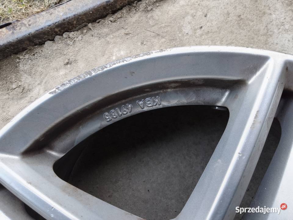 Alufelgi 17 5x112 ET 48 8Jx17H2 Uniwheels Przeworsk sprzedam