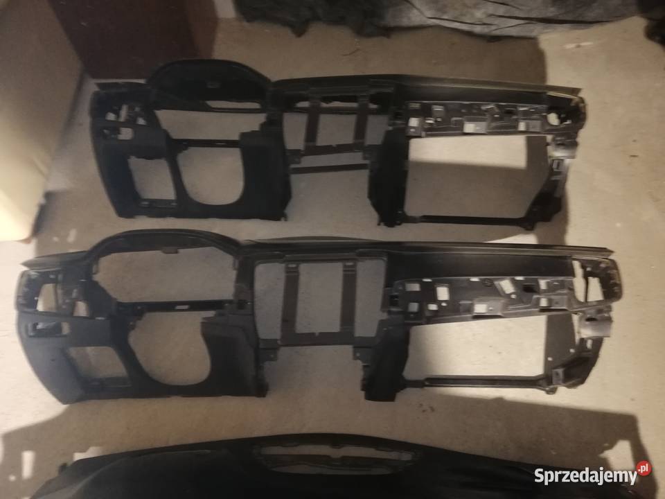 3 X KONSOLA VOLVO XC 90 NIEKOMPLETNE 300 Zbaków Górny