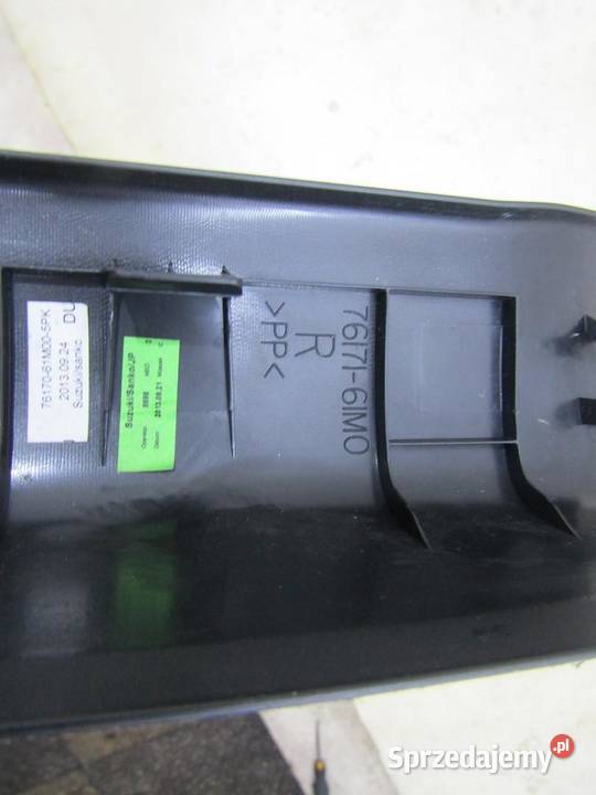 OSŁONA POSZYCIE PROGU PRAWY TYŁ 76171 61M0