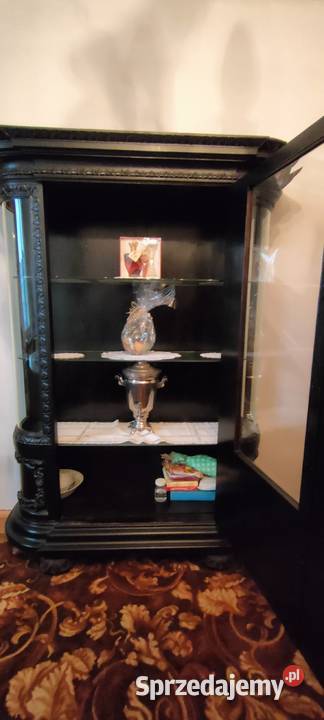 Komplet mebli salonowych dębowych okres mazowieckie