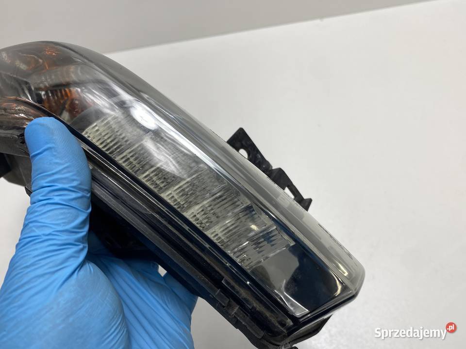 Piaggio X10 125 PRAWY KIERUNEK KIERUNKOWSKAZ TYŁ Siedlce