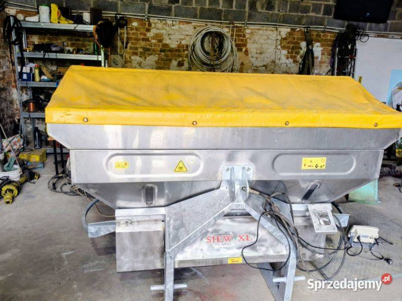 Rozsiewacz nawozu Akpil Siew XL 1200l Kozłów