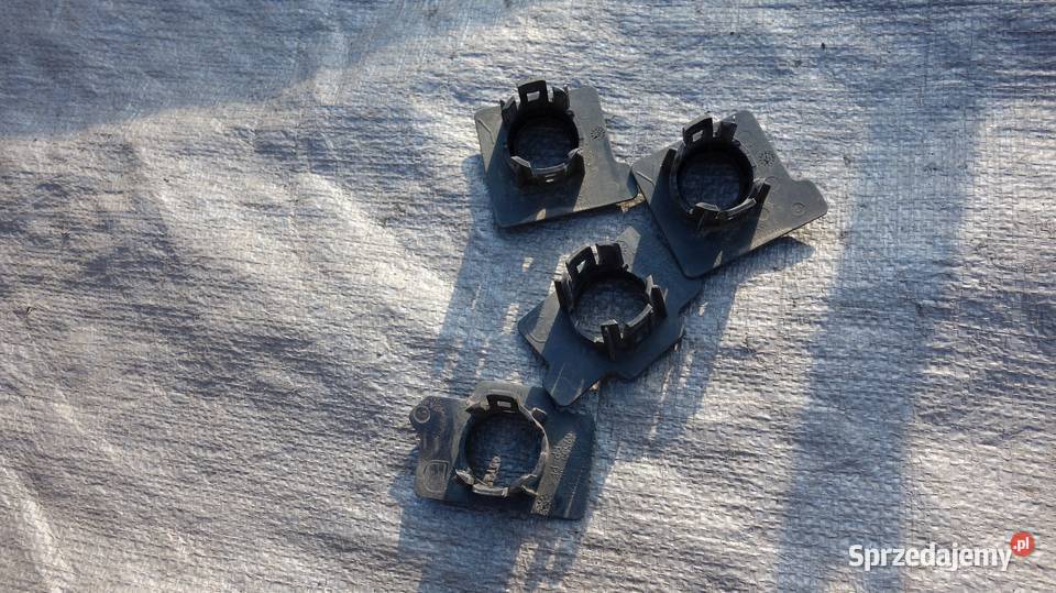 TOYOTA CHR 2016 KOSZYK UCHWYT CZUJNIKA PDC TYL Ruda Śląska sprzedam