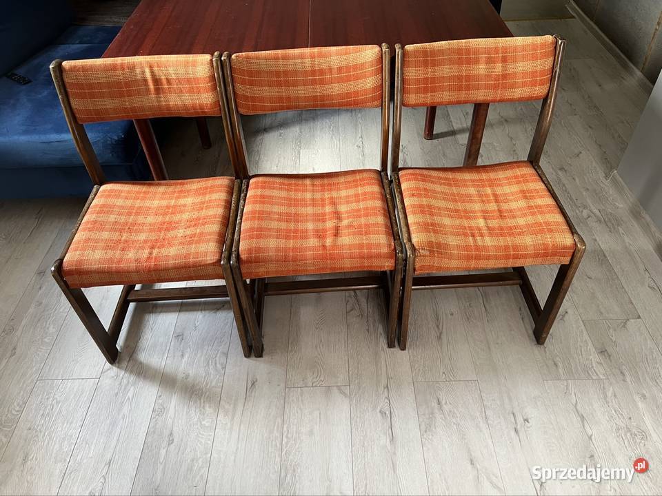 Krzesła z lat 70 PRL vintage loft industrial Tomaszów Mazowiecki