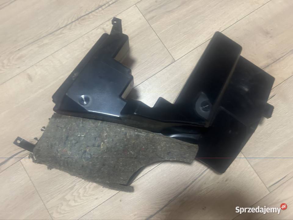 Oryginalny Subwoofer Aktywny Audi A4 B5 Avant Pozostałe Radomsko