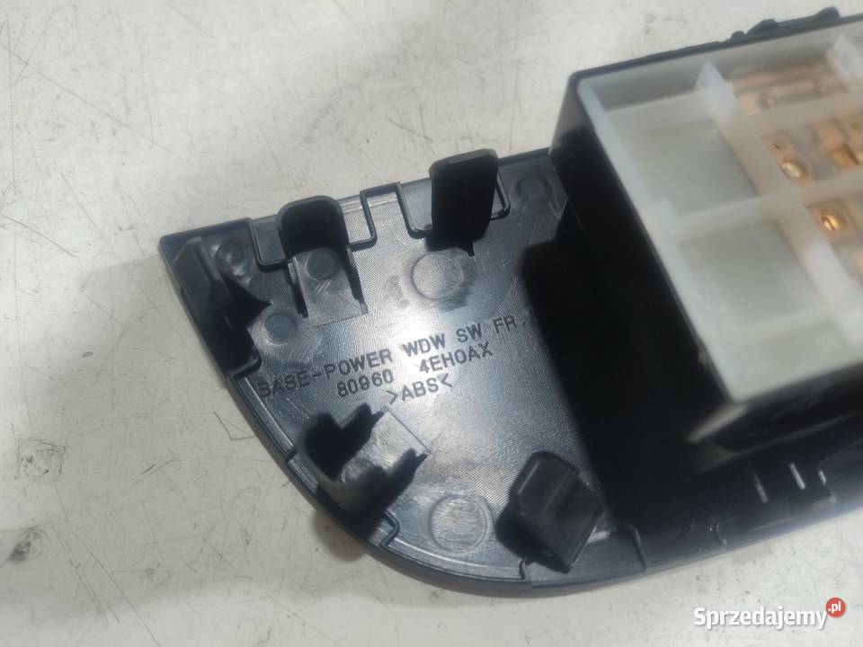 PANEL PRZYCISK SZYBY PRAWY NISSAN QASHQAI II J11