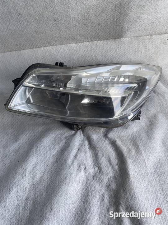 Lampa lewy przód Opel Insignia A 0913