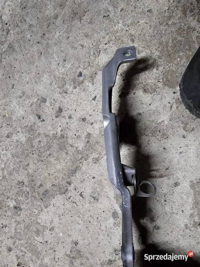 Suzuki RF 600 mocowanie set prawy podnóżka pompy Jelenia Góra