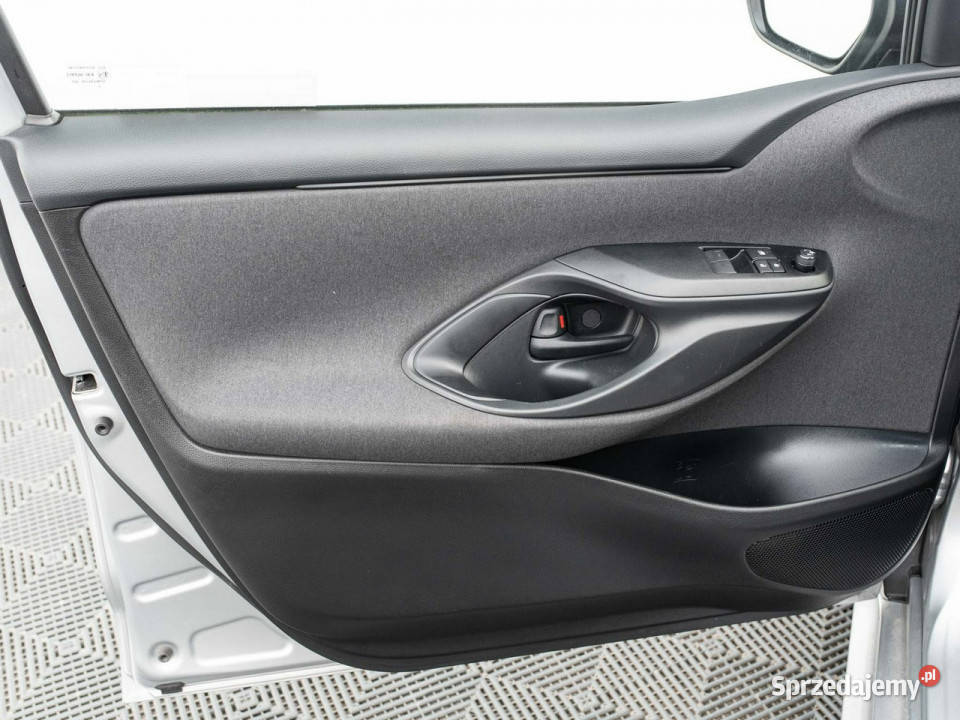 Toyota Yaris WN0293S15 Active CVT Climatronic kurtyny powietrzne pomorskie Gdańsk sprzedam