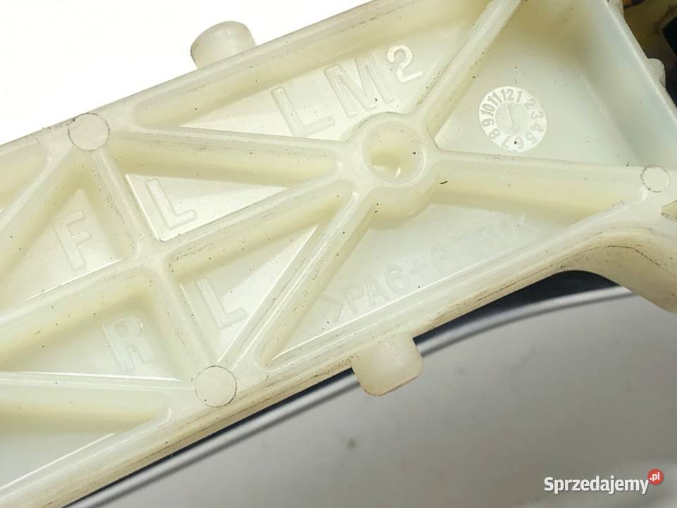 KLAMKA TYŁ LEWA ZEWNĘTRZNA HYUNDAI ix35 sprzedam