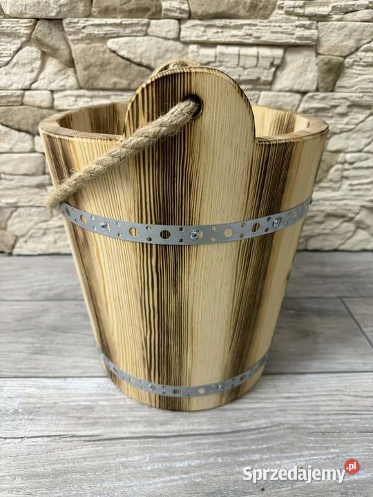 Wiaderko Drewniane Ozdobne do Studni Rustykalne Dębica