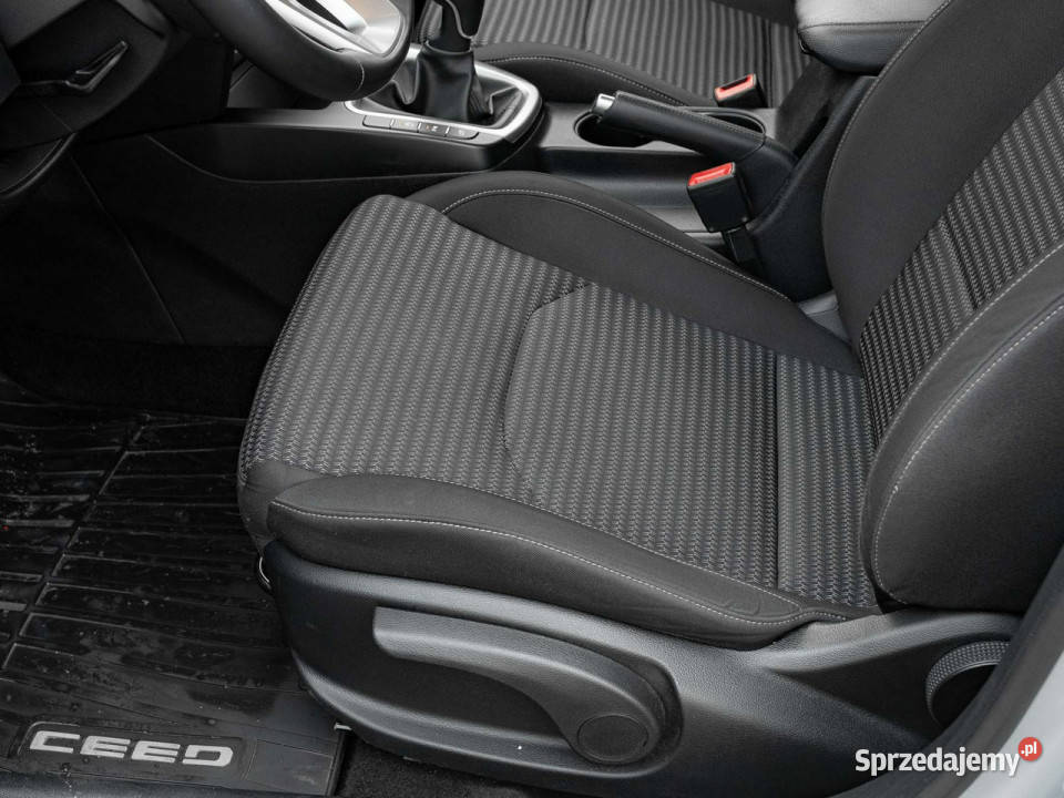 Kia Ceed GD4E96315 TGDI M 2 stref klima Kcof wielofunkcyjna kierownica Pępowo
