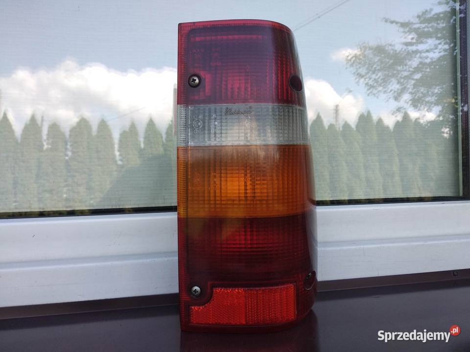 Opel Frontera A lampa tył tylna prawa oryginał Lampy tylne łódzkie Sieradz