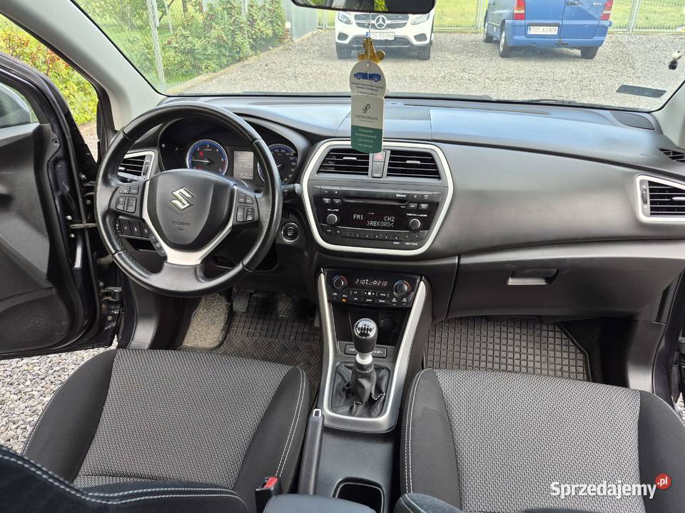 Suzuki sx4 SCross 16 ddis 120 Ostrowiec Świętokrzyski
