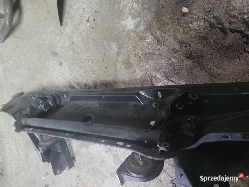 BMW E32 seria 7 pas przedni stan łódzkie