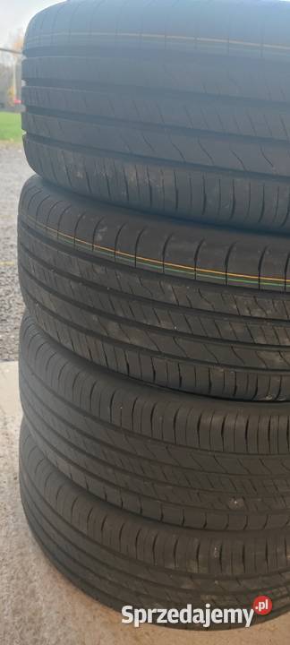 Opony letnie 215 55 18 Goodyear Stróże sprzedam