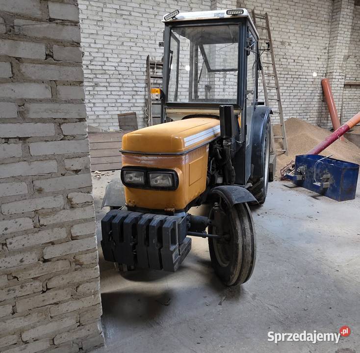 ciągnik sadowniczy Renault 90S Renault Orchowiec