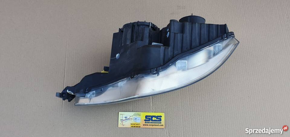 MERCEDES ACTROS MP4 XENON LAMPA REFLEKTOR Uniwersalne Bieleń