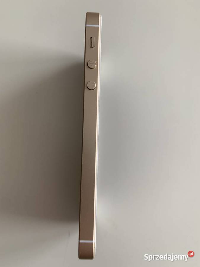 iPhone SE 2016 32GB Apple / iPhone Radom