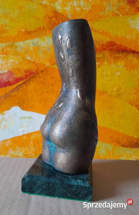 Wczesne przebudzenie wiosny obraz kobiecości Kraków sprzedam