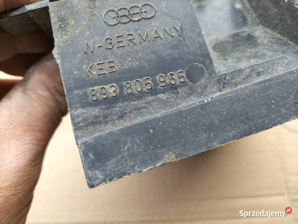 OSŁONA LAMPY AUDI 80 B4 80B4 893805965 Kamień-Kolonia