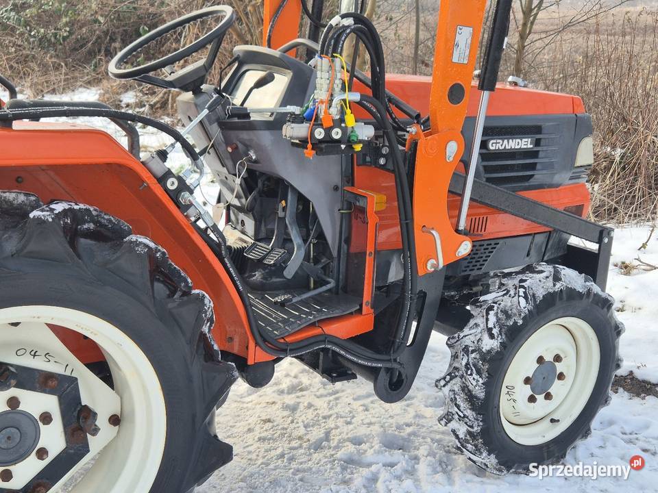 Traktorek KUBOTA GL261D 26 44 Wspomaganie Małuszyn sprzedam