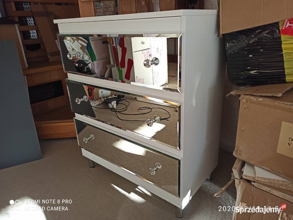 Komoda białaczarna70 3 szuflady lustrzana małopolskie Nowy Sącz