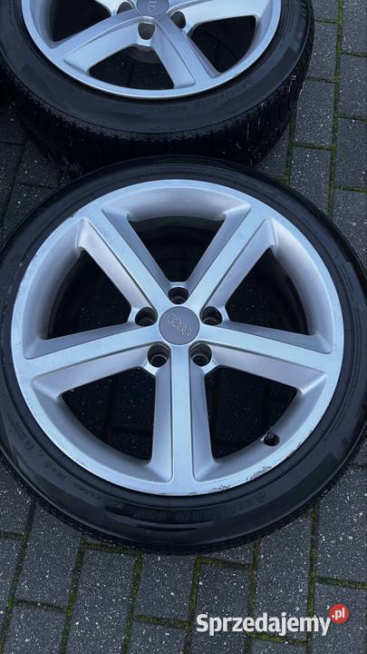 Alufelgi z oponami wielosezonowymi 5112 Jasień