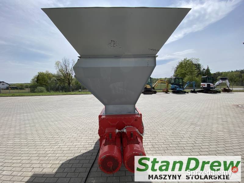 Rębak zasypowy REINBOLD RMZ 700S 2x 185kW pomorskie Mojusz