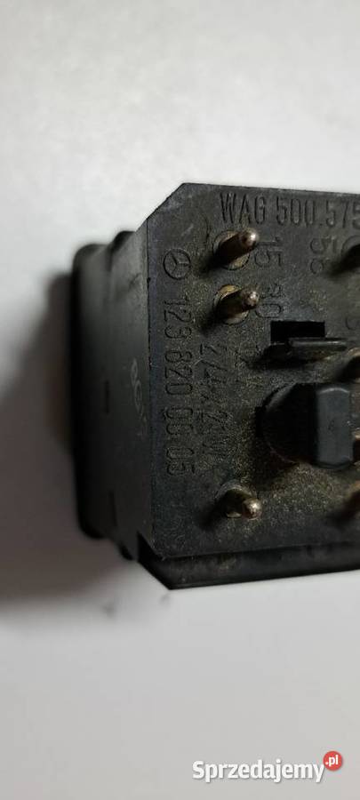 Przełącznik świateł awaryjnych 1238200005 Luzino