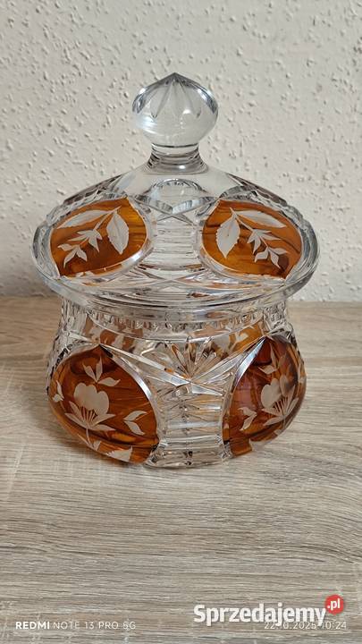 Duża bomboniera kryształowa PRLHuta Julia Pozostałe