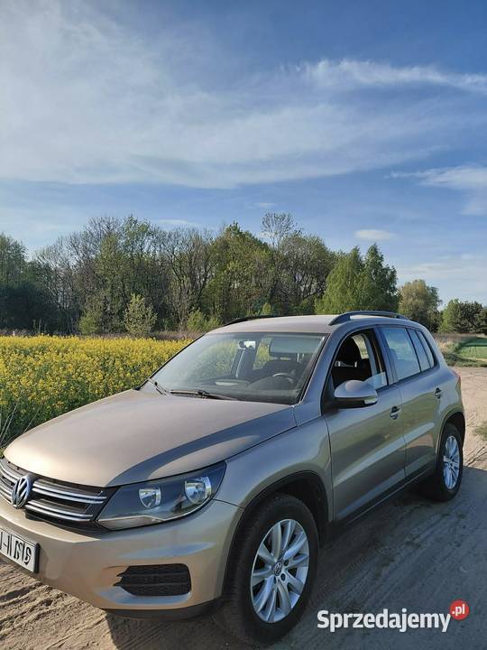 VW TIGUAN 20 TDI 4X4 140 składany hak metalowa łódzkie Wieluń