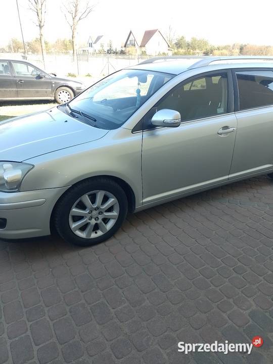 toyota avensis manualna mazowieckie Gostynin sprzedam